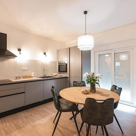 Apartment Elly Zára Kültér fotó